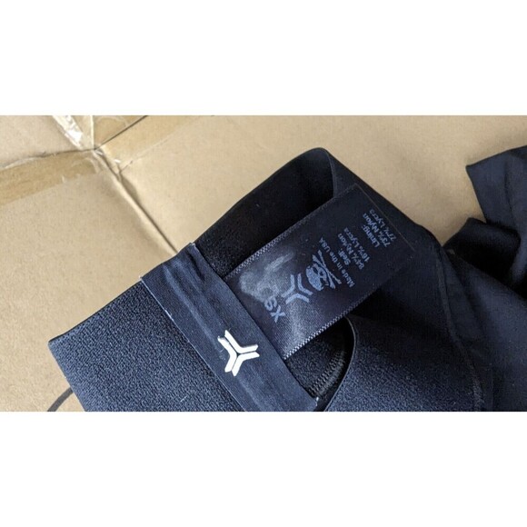 SOULCYCLE ULTRACOR Skull Heads Crossbones Gothic Workout Yoga Leggings Pants XS - Picture 6 of 10